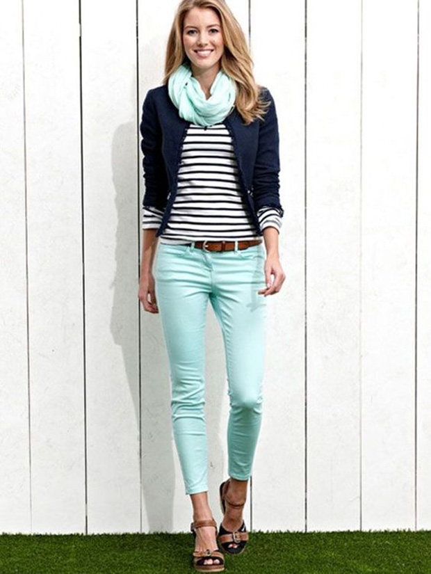 15 Casual Spring Styles We Love mint slacks and scarf